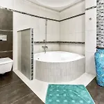 Ocean View & Heated Pool Daire Costa Adeje