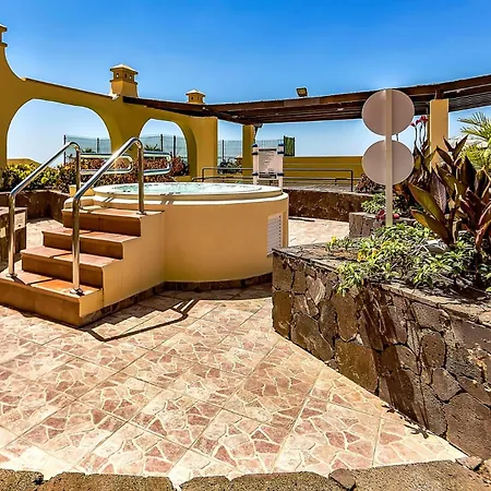 Ocean View & Heated Pool Адехе