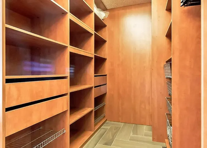 Ocean View & Heated Pool * Адехе