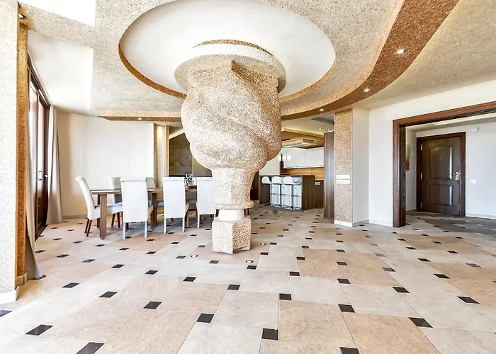 Ocean View & Heated Pool